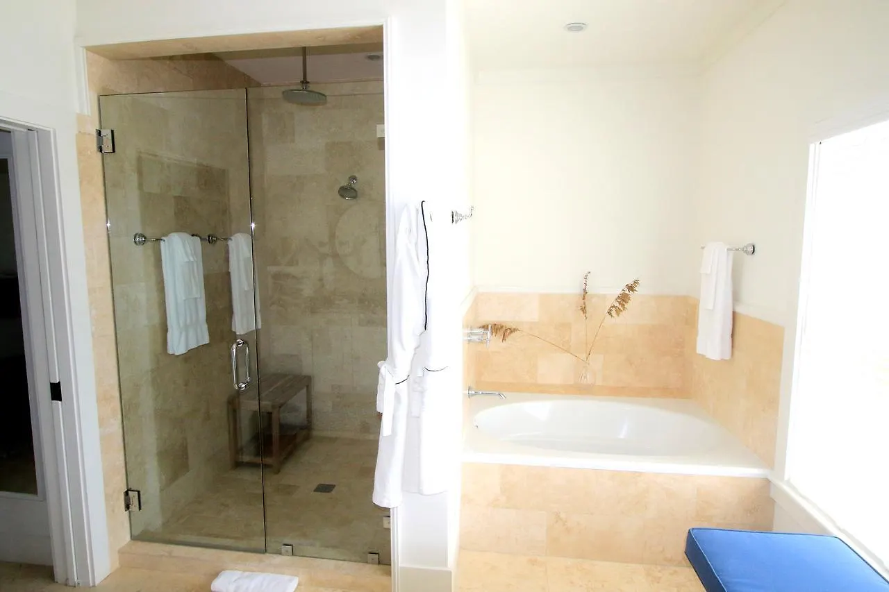 *** Отель The Sandpiper Inn Crossing Rocks Багамские острова