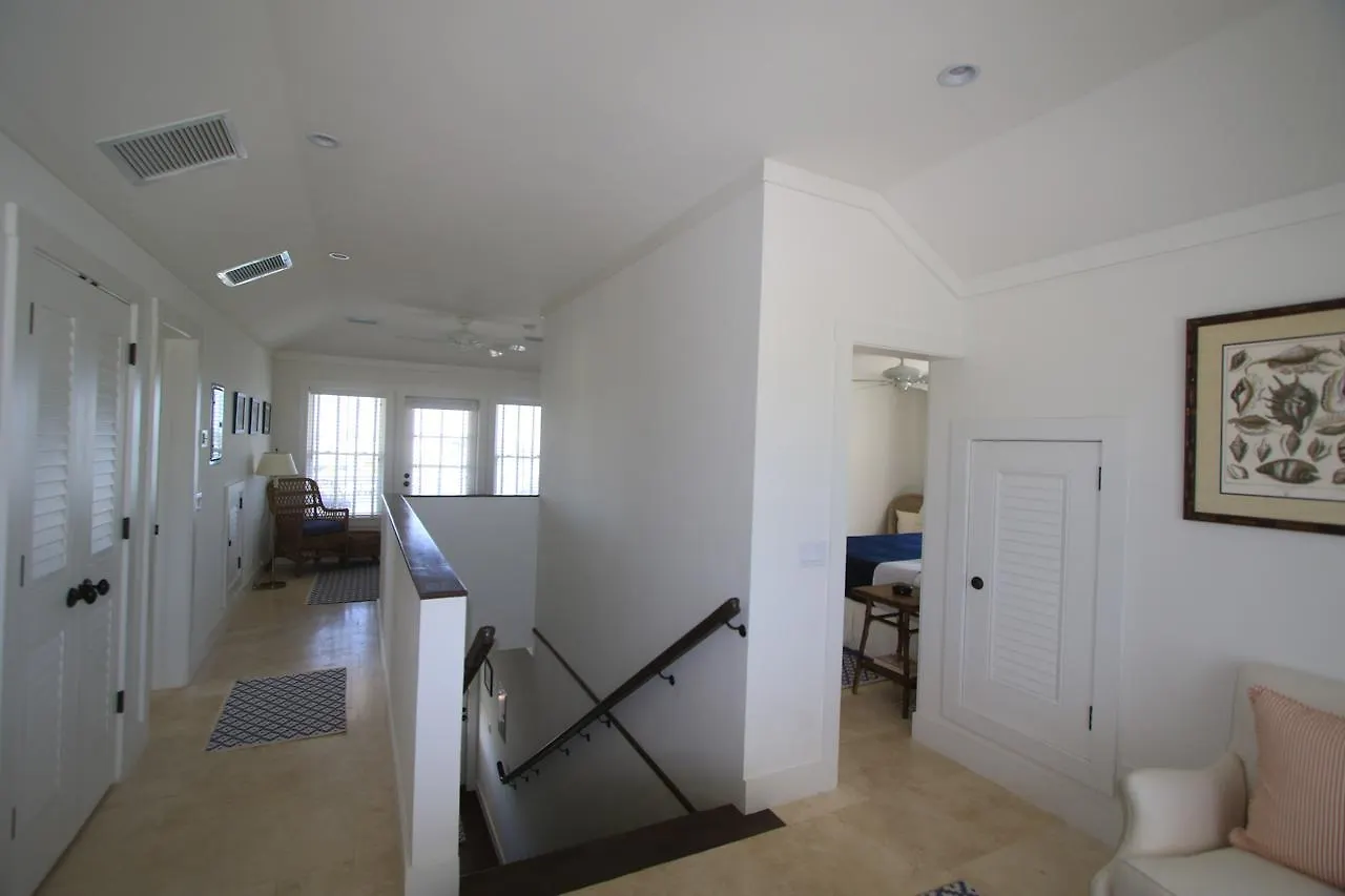 *** Hotel The Sandpiper Inn Crossing Rocks Bahamas